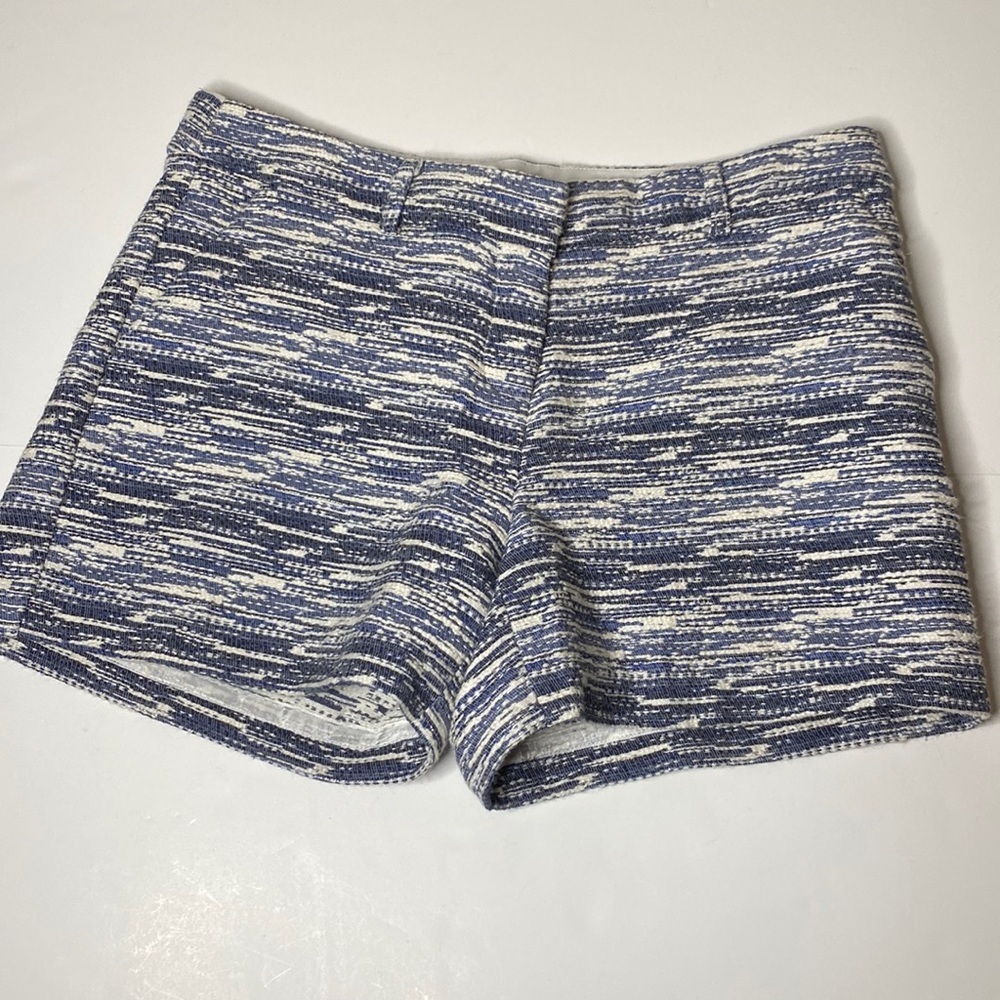 Blue & White Textured Pattern High-Waist Womens Shorts Zipper Closure Size 6